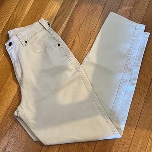 Vintage Lee mom jeans off white cream colored modern size 4 ish see measurments